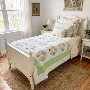 DRESDEN PLATE QUILT BLANKET 82x58